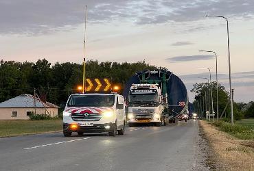 Transport agabaritic in Lituania.